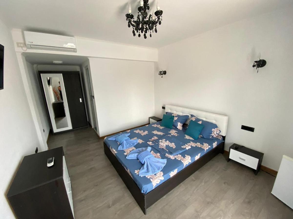 Cool Breeze - Mamaia Nord Hotel นาโวดาริ ภายนอก รูปภาพ