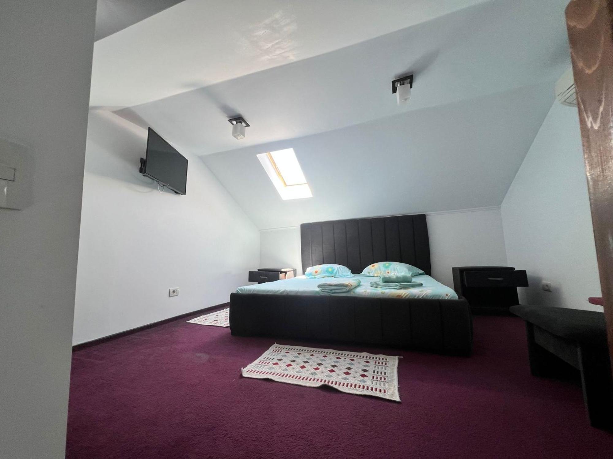 Cool Breeze - Mamaia Nord Hotel นาโวดาริ ภายนอก รูปภาพ